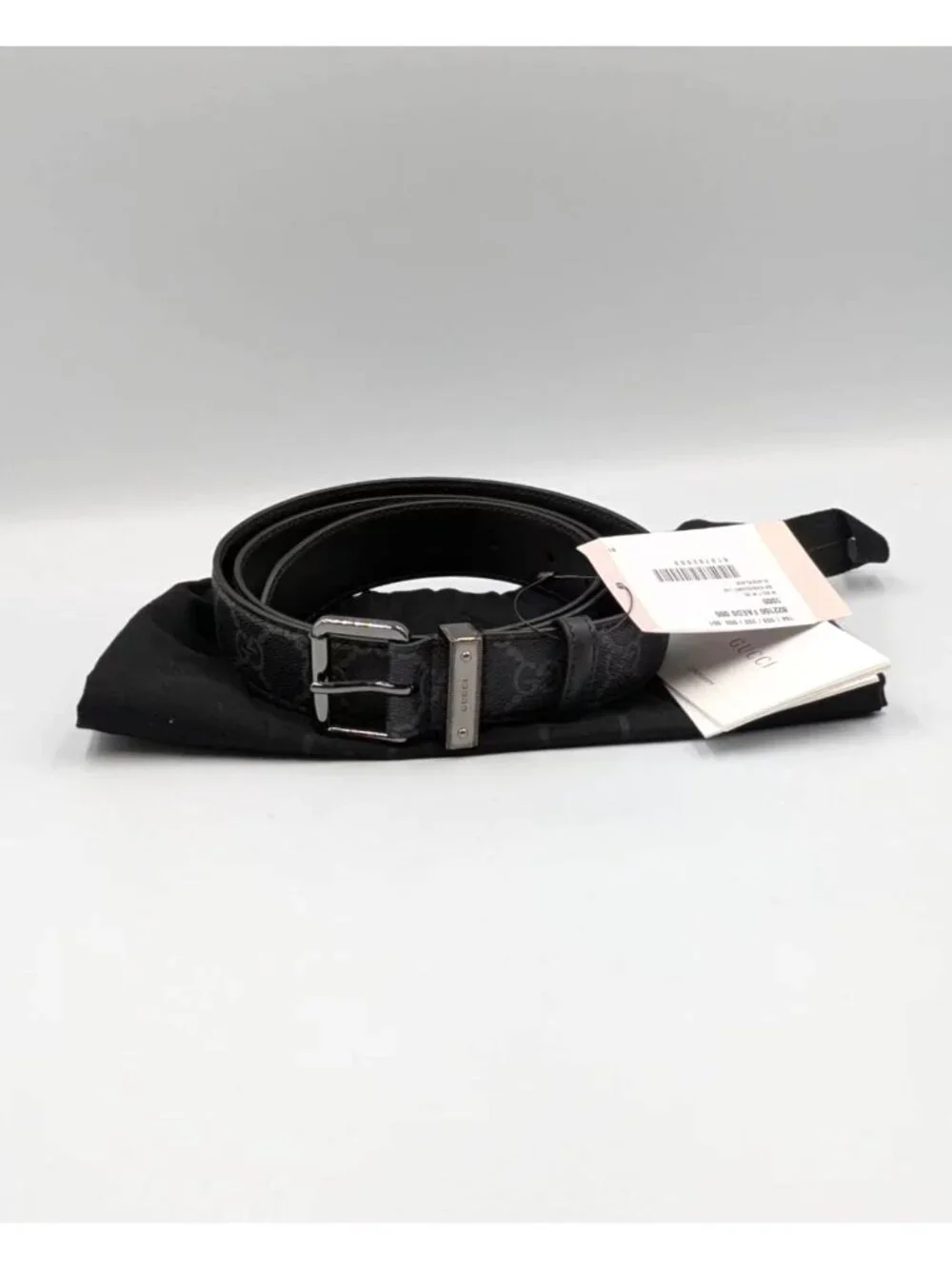 Gucci Men’s GG Supreme Coated Canvas W3cm Monogrammed Belt Black 85cm 822150